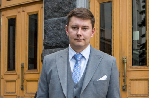 У Зеленського назвали причину затримки з призначенням нового глави ОП